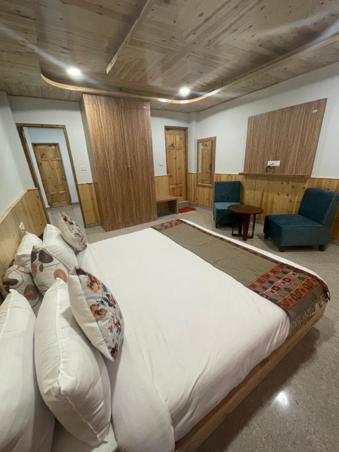 Hotel Mountain Majesty! Top-Rated Luxury Stay Amid Snowcapped Mountains With Balcony And Riverside Calm Manāli Zewnętrze zdjęcie